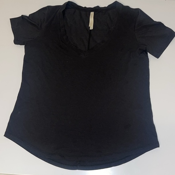 The Group Babaton Women's Soft Cotton Modal Blend V-Neck Short Sleeve T-Shirt M - Picture 1 of 6